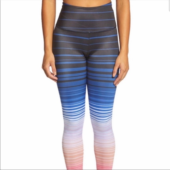 Beyond Yoga | Lux Ombre Leggings - Picture 6 of 12